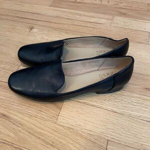 Naturalizer Genuine Leather Flats Size 8.5